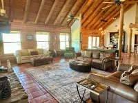 Peaceful Cabin Retreat Hotels in Bosque County