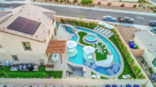 Lazy River, Pickleball, Gameroom, Fun in the desert!