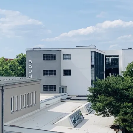 "FeWo Tante Ju" with a view of the Bauhaus in Dessau-Roßlau