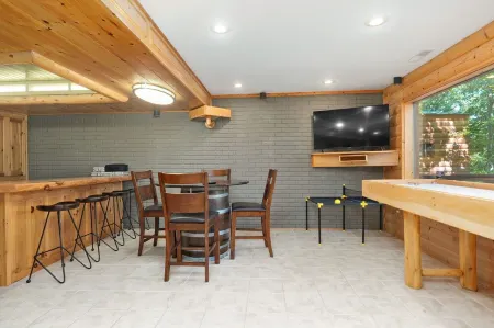 Adalee - Table Rock Lake, Roaring River, Eureka Springs, Dogwood Canyon