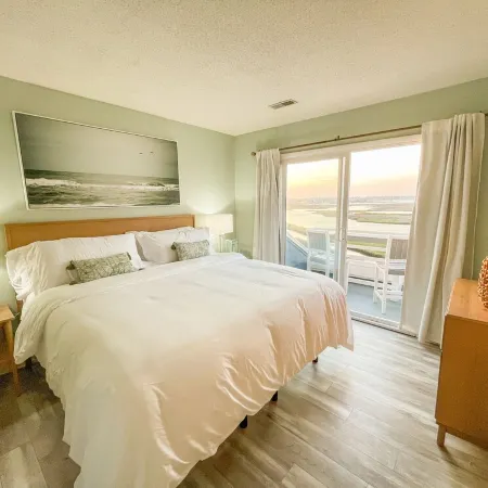 Happy Ours! Sound waterfront TH with dock stunning views! ~5 min walk to beach.