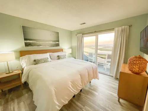 Happy Ours! Sound waterfront TH with dock stunning views! ~5 min walk to beach.