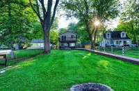 "Pier"adise on Long Lake - Lakefront Home