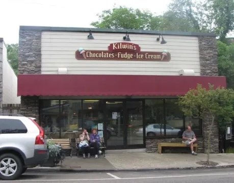 Biergarten Hideaway - Center of Downtown Blowing Rock - NEWLY LISTED