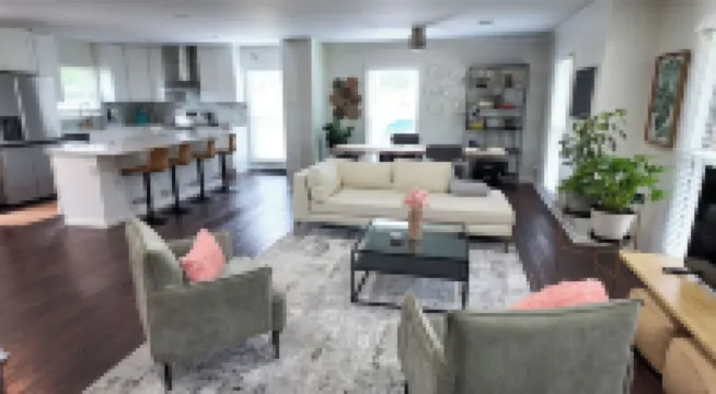 Entire Home, Minutes to Atlanta! Hotels in Belvedere Park