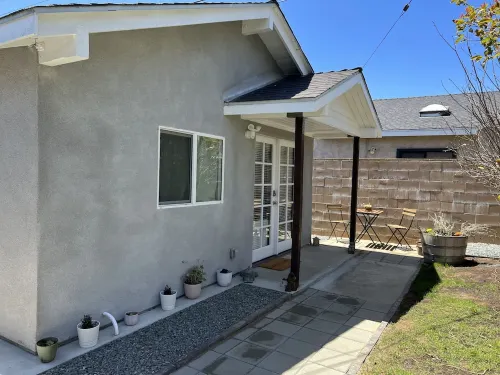 Contemporary Studio Close to Beach