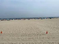 Ocean Front Penthouse Suite Magnificent Oceans views & King Bed