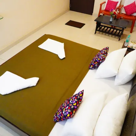VJR Mahal and Vinayagam Residency