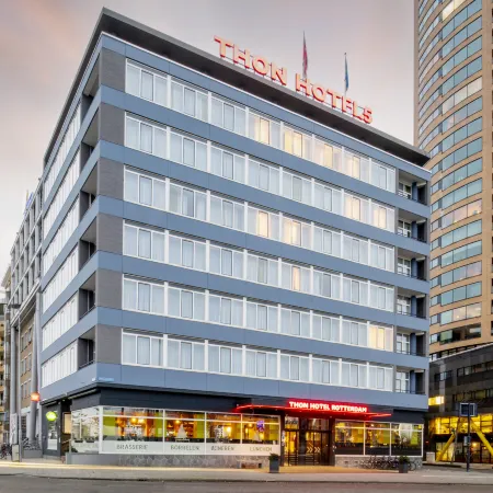 Thon Hotel Rotterdam Отели рядом с достопримечательностью «Шарлос»
