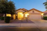 Sunny Desert Escape with Heated POOL! Near Spring Training, Stadium & Westgate
