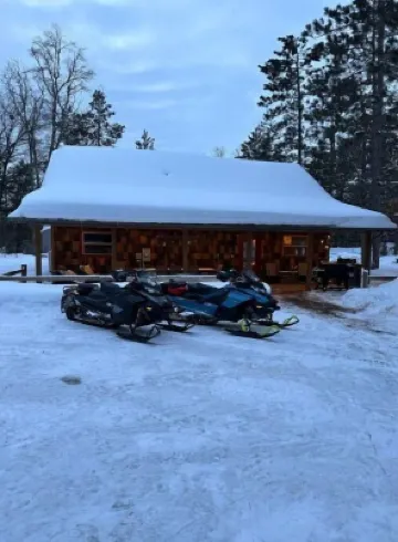 Yellow Acre: a newly built cabin on Yellow River Hotels in Burnett County