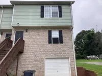 Cozy townhome with TWO KING and ONE QUEEN Beds