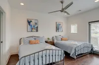 A10 - New Gulch Home-Tons of Beds-Rooftop Deck BBQ