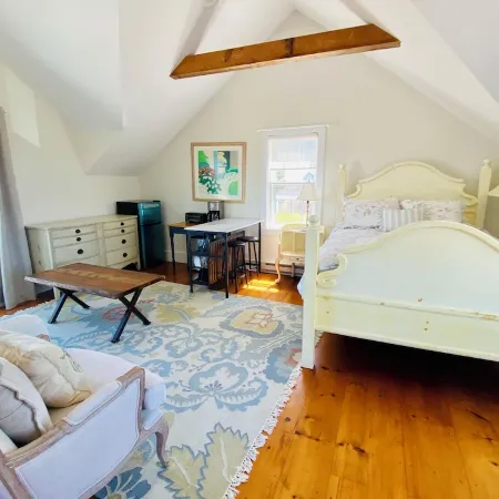 Adorable guest house with saltwater pool and spa with views close to beach