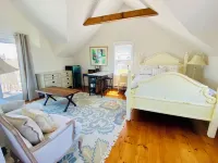 Adorable guest house with saltwater pool and spa with views close to beach