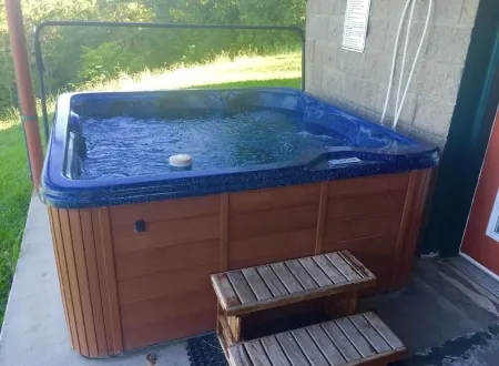 STAY HERE! 2 Homes sleep up to 28! Private cove 2 docks and personal boat launch