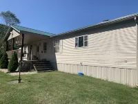 Whitetail Retreat Hotels in Upshur County