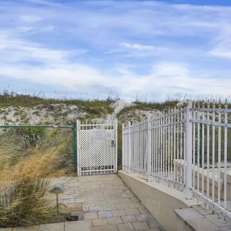 Jax Beach Front- Barefoot Bliss & Near Mayo Clinic