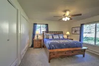 Nicely Appointed Family Home w/ Mt. Sopris Views Near Town, 7 mi. to Skiing! Hotel dekat The Hideout at Glenwood Springs