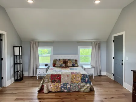 Spacious loft style apartment with gorgeous view