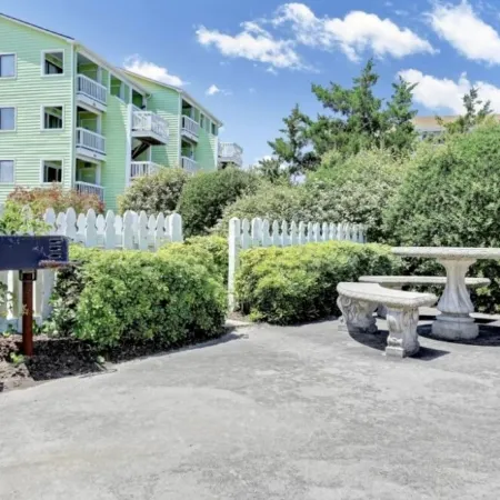 ON THE ROCKS! Oceanfront, 1st floor with a million dollar view and a pool!