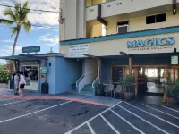 Ocean Views/Mountain Views!!! - Best Price - 2 Bedroom/Bath - Beach across road! Hotels in Kahaluu Bay