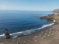 Finca Vista al Teide with private swimmingpool and jacuzzi, Wifi and Sat TV Hotels in Acentejo