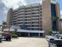 Aransas Princess #203 - 2BR, 2BA Bright Ocean View Condo Hôtels à proximité de : The Dunes Condominiums