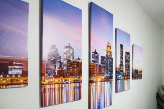 Cozy Riverside Apt. Min to Downtown Louisville.  King Bed, Coffee Bar! Hotels in 