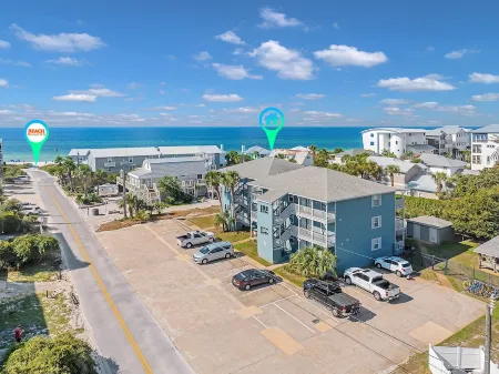 KC Coastal 30A Inlet Beach • POOL • 1st Floor • KING • 2 Minute Walk to Beach