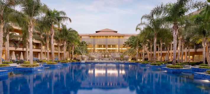 Dusit Thani LakeView Cairo Hotel a Il Cairo
