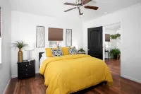 5 StarHost. 2BR-1BA! Pets welcome! Hike the Canyon! Downtown! No cleaning fees. 올 네이션 크리스티안 처치 대학 주변 호텔