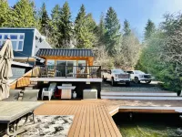 Dreamlike Lakefront Cabin on Lake Sutherland