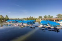 Waterfront Loft in the Heart of Sandpoint