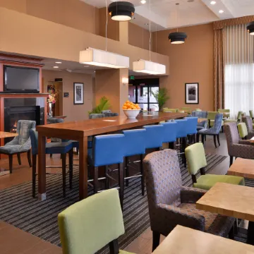 Hampton Inn & Suites by Hilton Tacoma