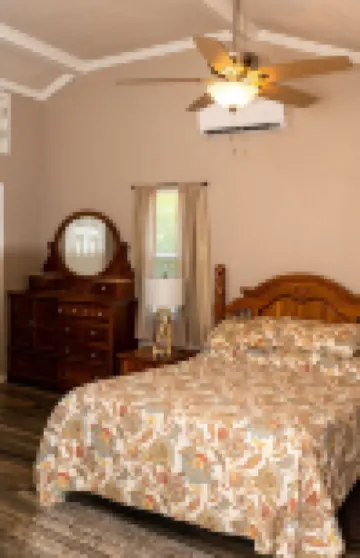 Peaceful Paradise 3BR Cottage Getaway
