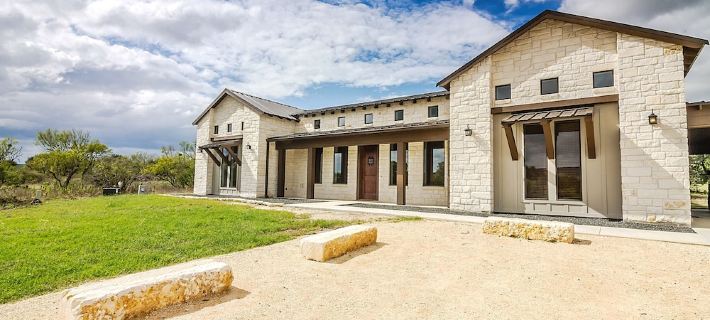 Welcome to Little Blanco! Bonus: Free Golf During Your Stay! Hotels in Uvalde County