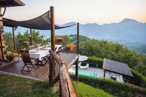 Stunning hilltop Tuscan farmhouse.  Private pool with spectacular views.