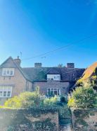 A quirky character cottage on the edge of the New Forest