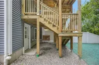 Cozy 2-Floor Apartment with Garage Access