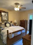 Pickwick Lake Retreat- 1.8 miles to marina and boat ramp