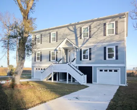 Winyah Bay House! 4 Bedroom/3.5 Bath Home with Magnificent Views Hotels in Georgetown
