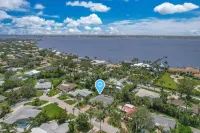 Luxury Pool & Spa Home near Beachs and Downtown. Enjoy fruit trees on property.