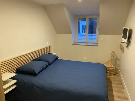 Newly renovated 80 m2 luxury apartment