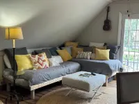 Heart of Old beach, outdoor porch overlooking the garden, 버지니아비치 호텔