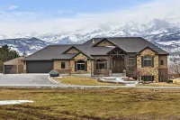 8-Bedroom Mountain Estate Near Snowbasin Ski Resort