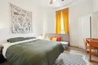 The McKinley on Elgin's Historic Main Street Hotels in Elgin