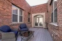 Hagenow Penthouse Suite 3500 Sq. Ft Executive Suite Downtown Lincoln