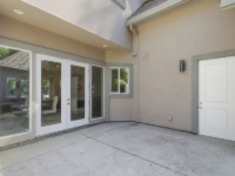 The Salma Plan: 4BR, 3.5BA, 2600 Sq Ft, Near Campus Hoteles en Davis