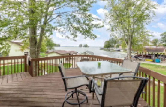 Indian Lake Waterfront Home & Boathouse - Boat Rental Available - Sleeps 16
